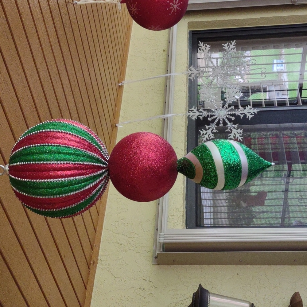 Jumbo Christmas bulb